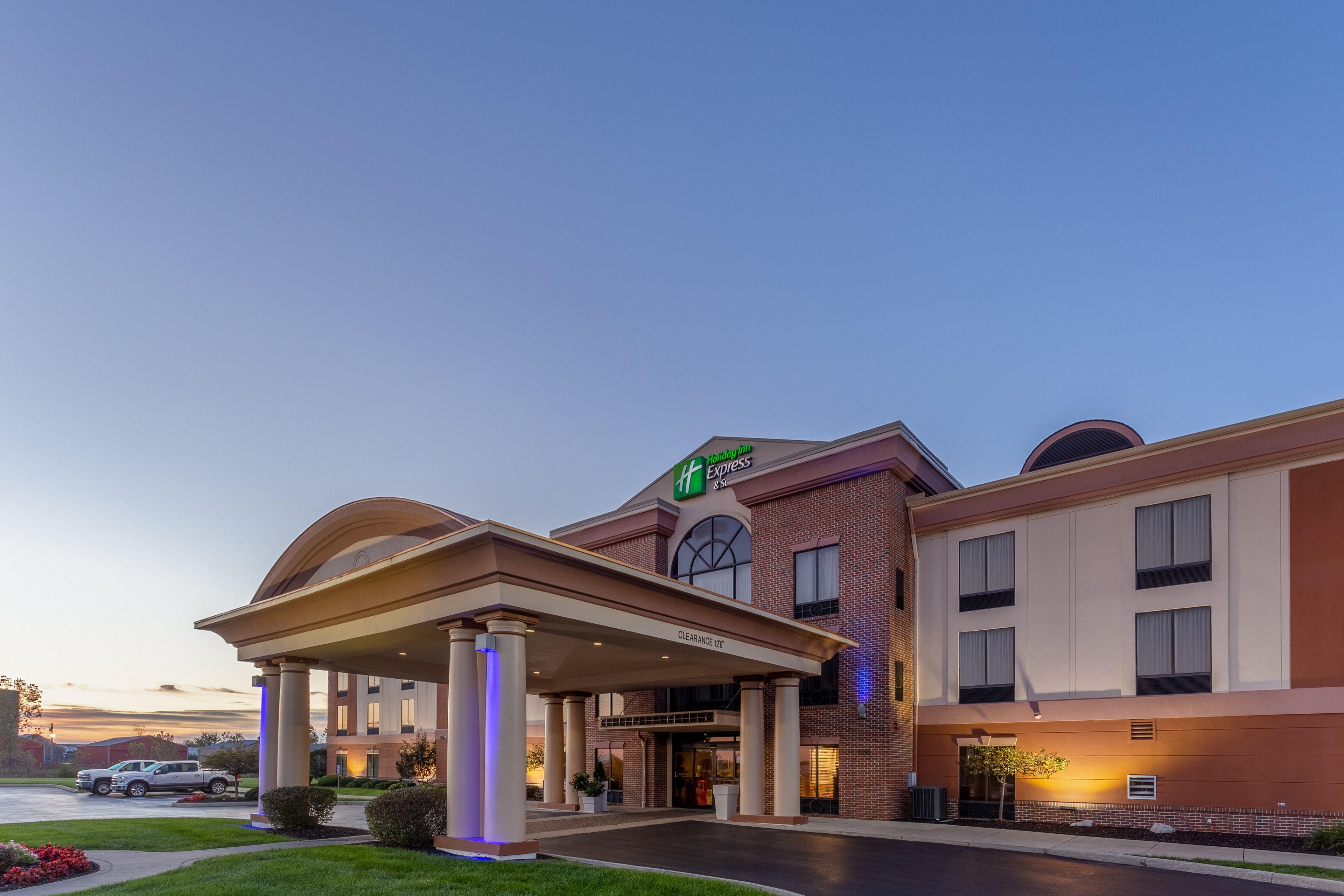 Holiday Inn Express Hotel & Suites Bowling Green By Ihg Exterior photo