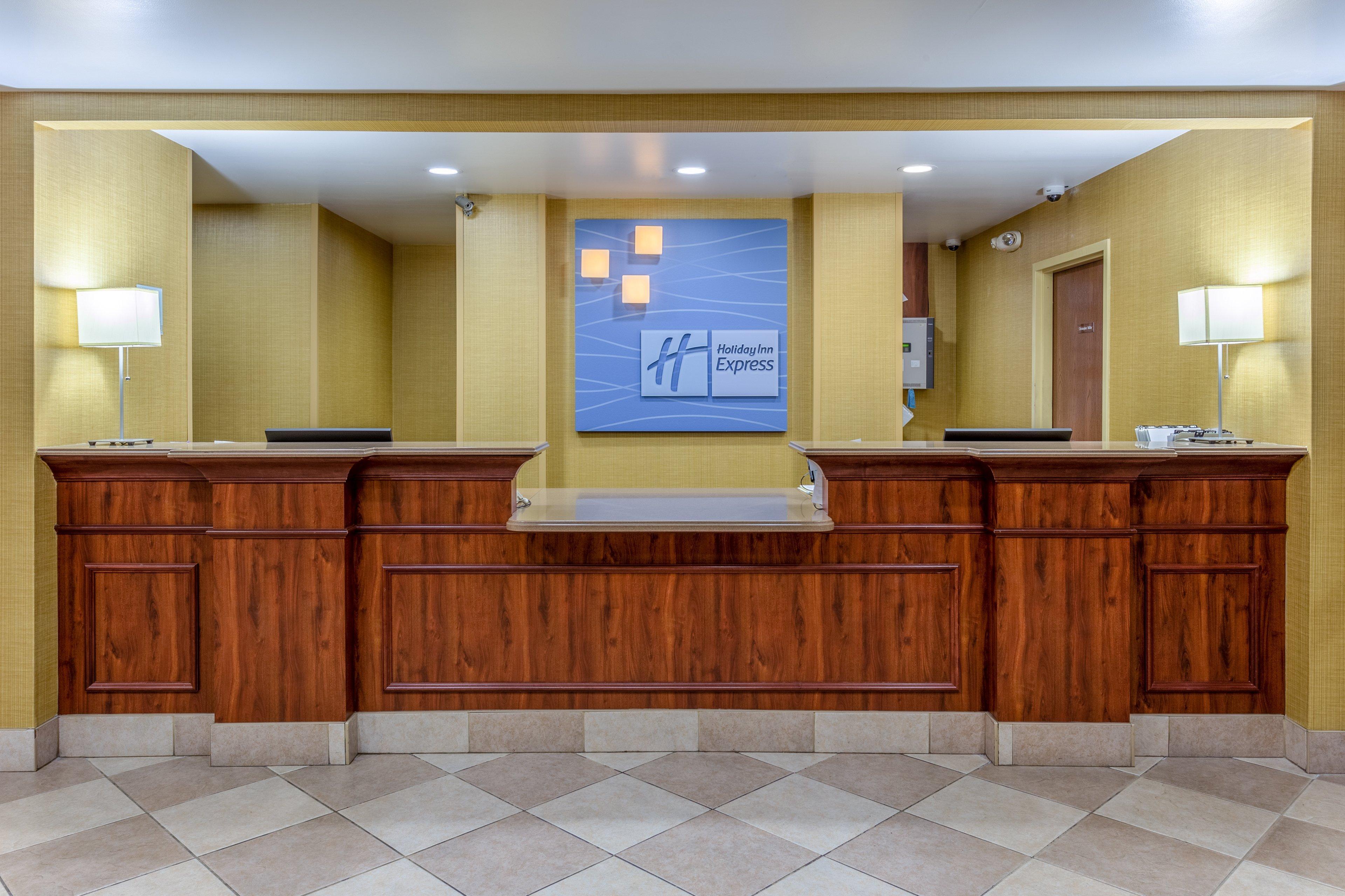 Holiday Inn Express Hotel & Suites Bowling Green By Ihg Exterior photo