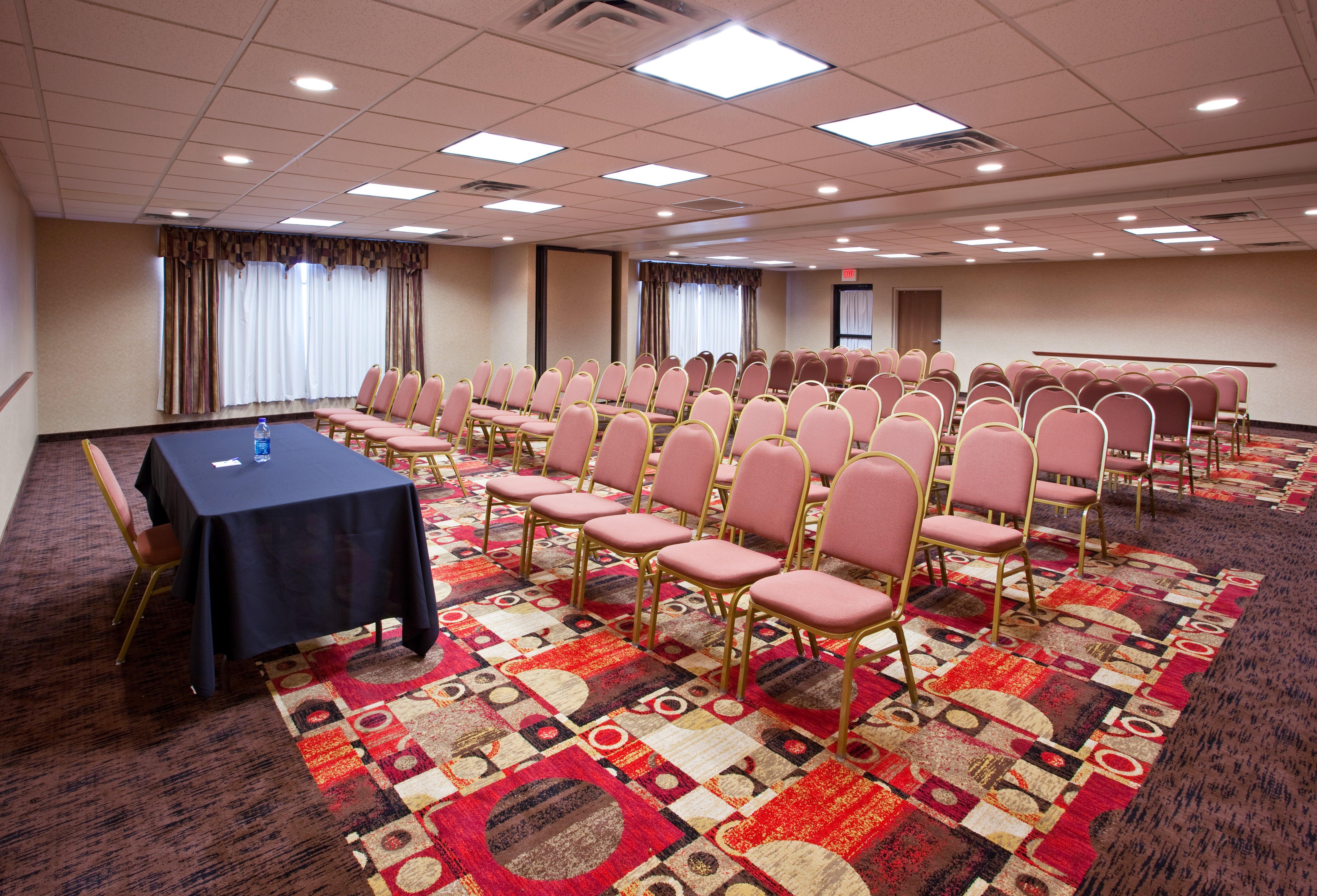 Holiday Inn Express Hotel & Suites Bowling Green By Ihg Exterior photo